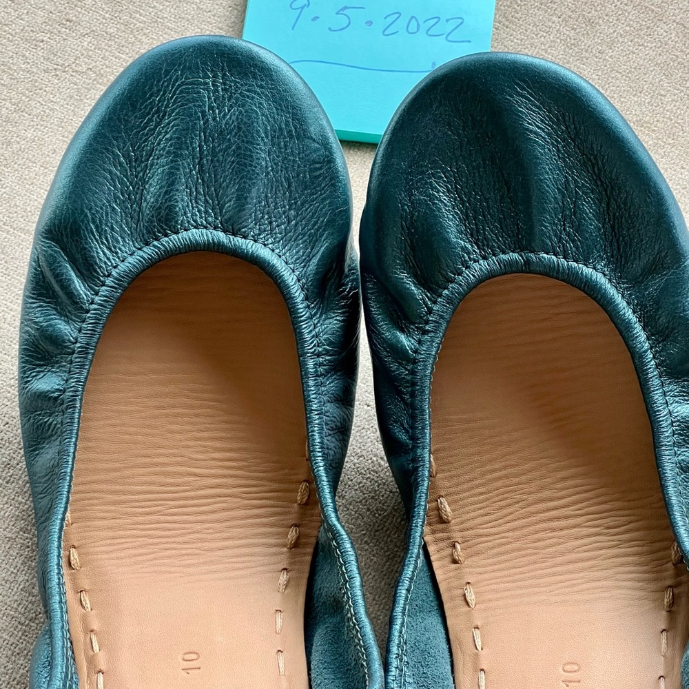 Tahitian Pearl Tieks - Size 10